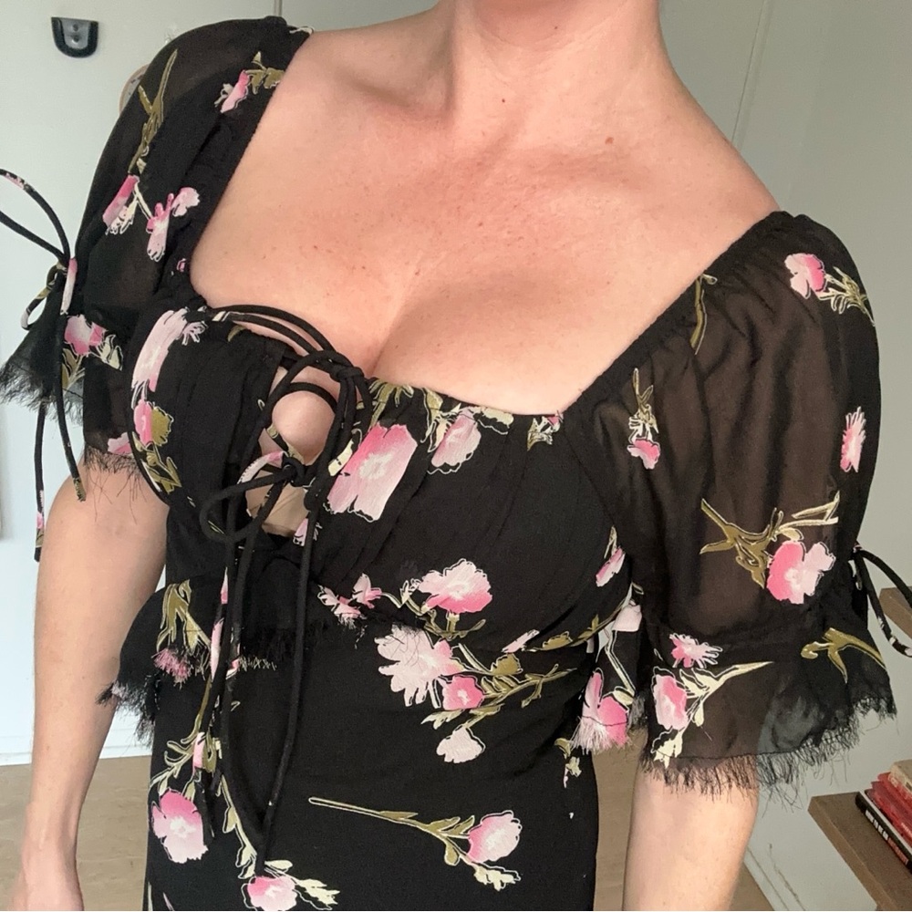 Topshop US Size 4 Floral & Black Midi Dress with Asymmetrical Hem